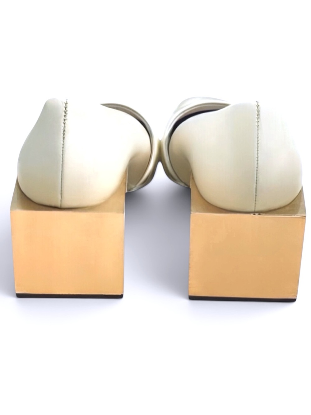Christian Louboutin Cream Patent Mary Jane Block Heel Pumps Size 38 - Picture 7 of 11